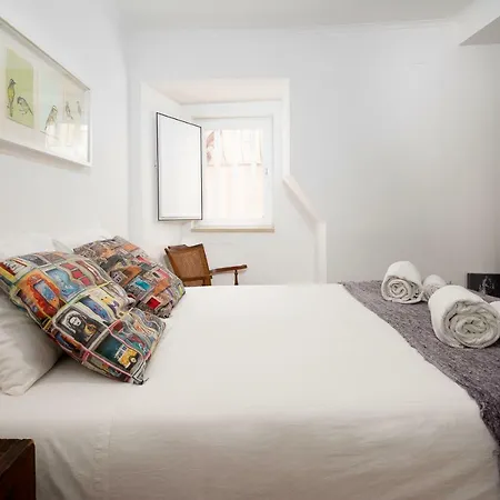 Apartment Bright And Cozy By Innkeeper